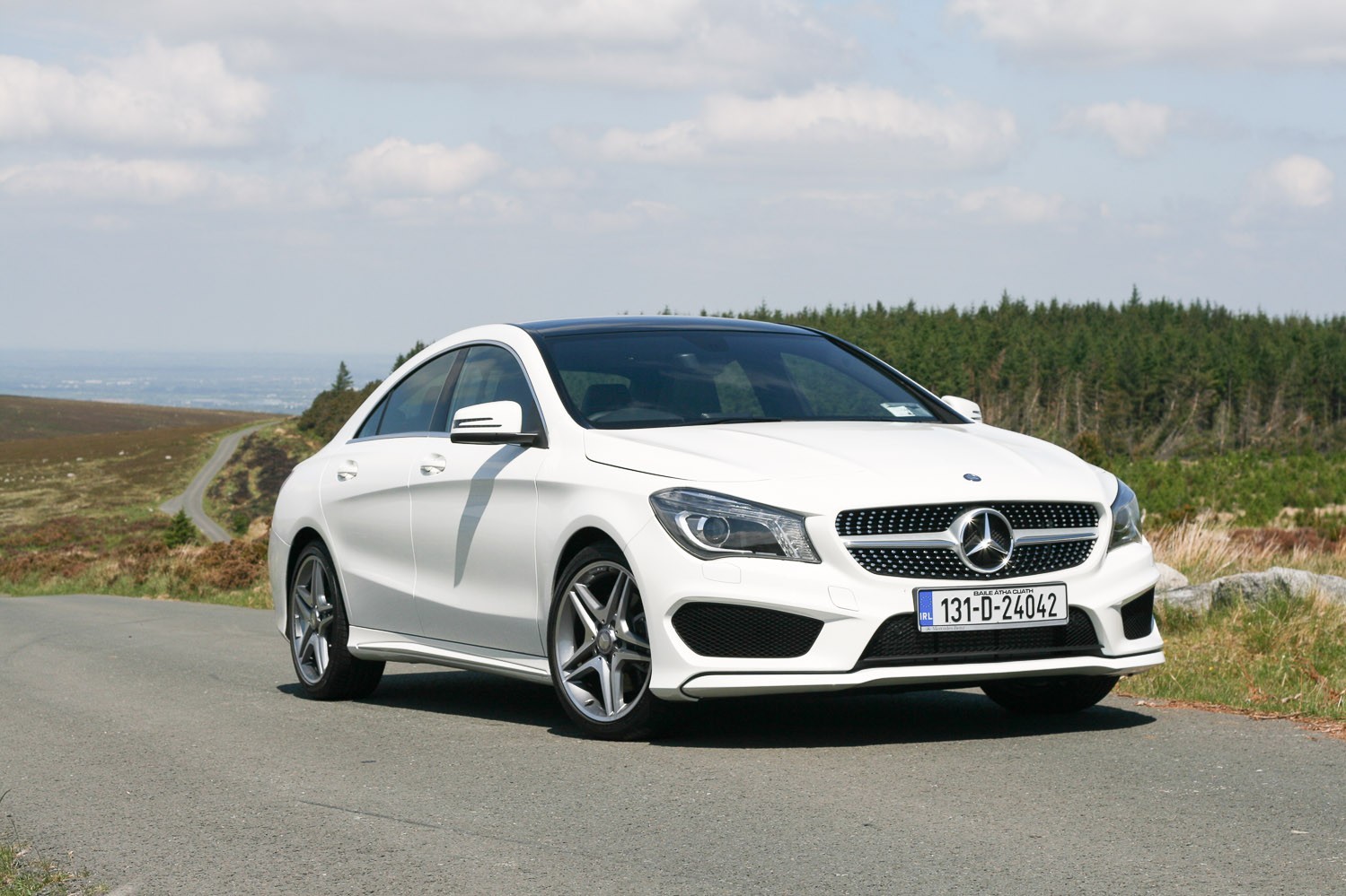 Mercedes Benz Cla Sedan