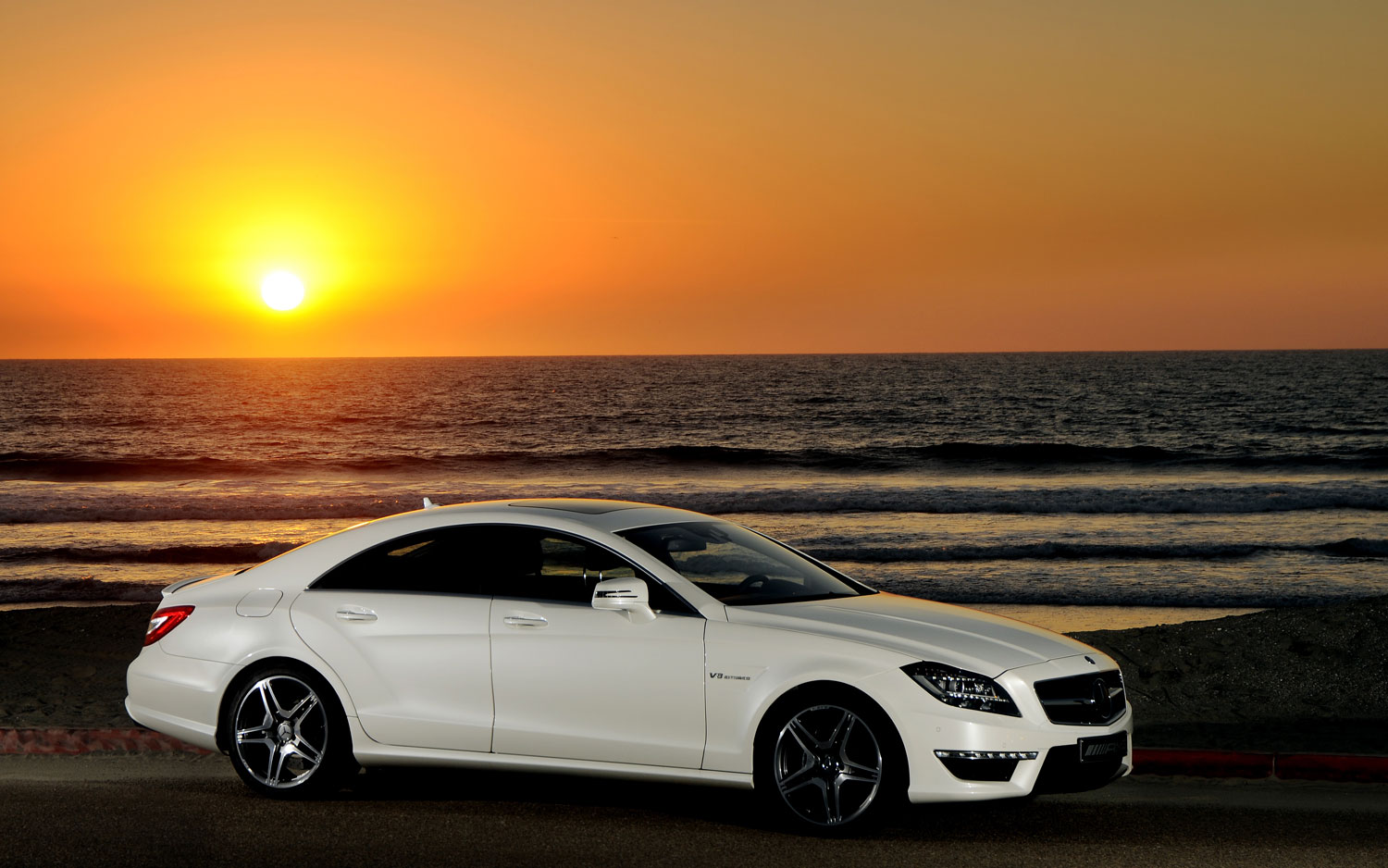 Mercedes Benz Cls 63 Amg White