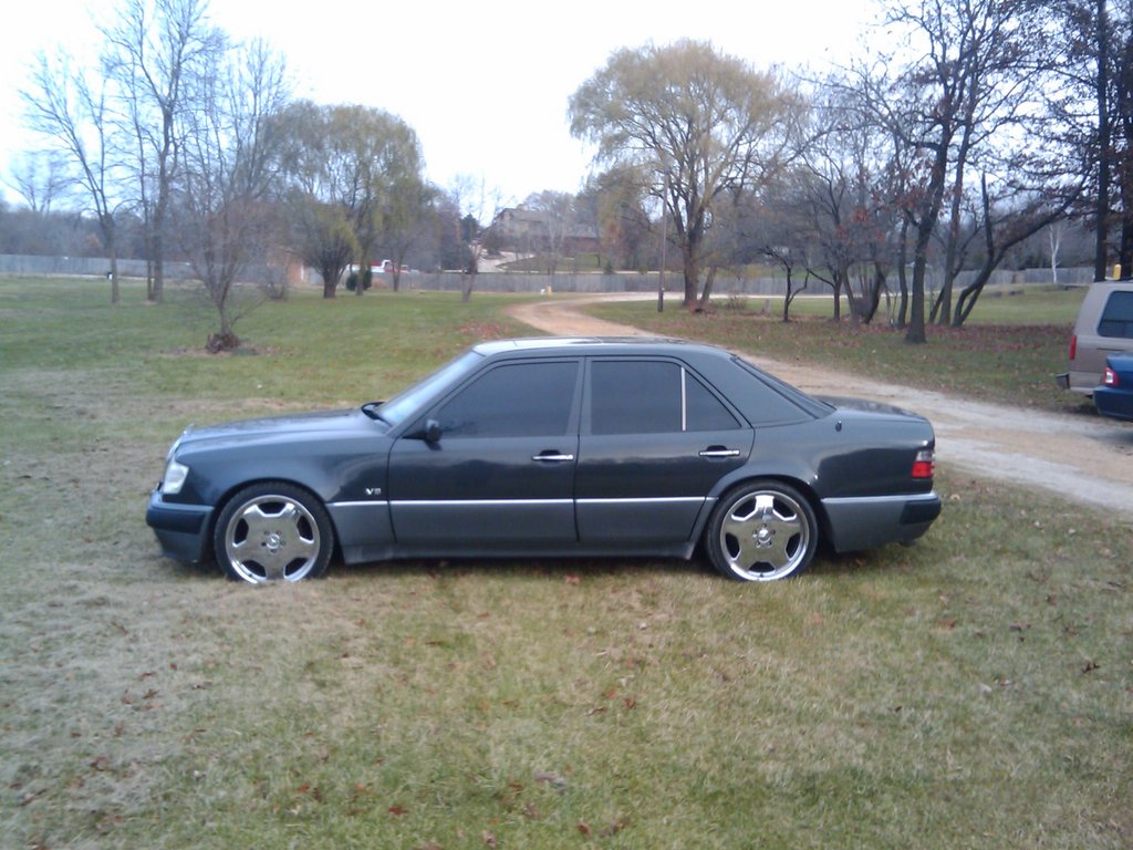 Mercedes Benz E Class 1993