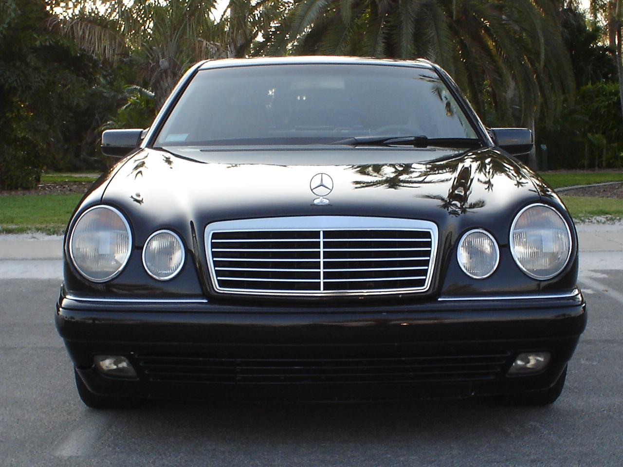Mercedes Benz E Class 1999