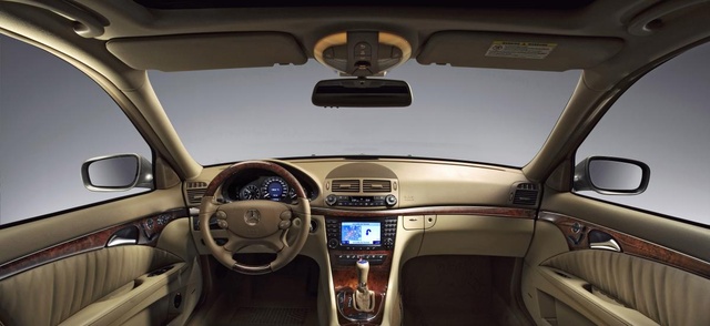 Mercedes Benz E Class 2009