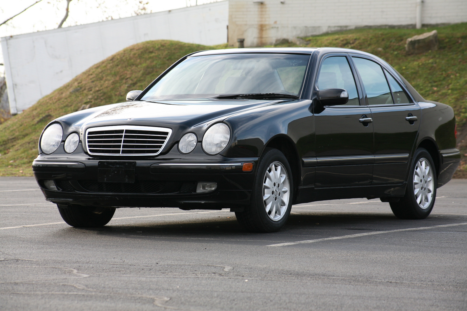 Mercedes Benz E Class E320