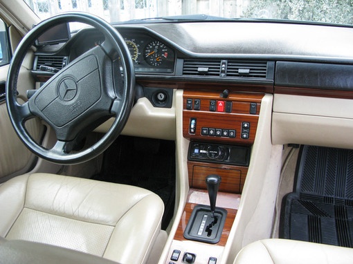 Mercedes Benz E Class W124