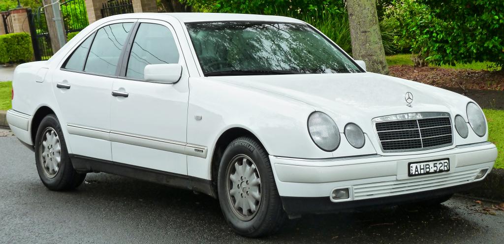 Mercedes Benz E350 1999