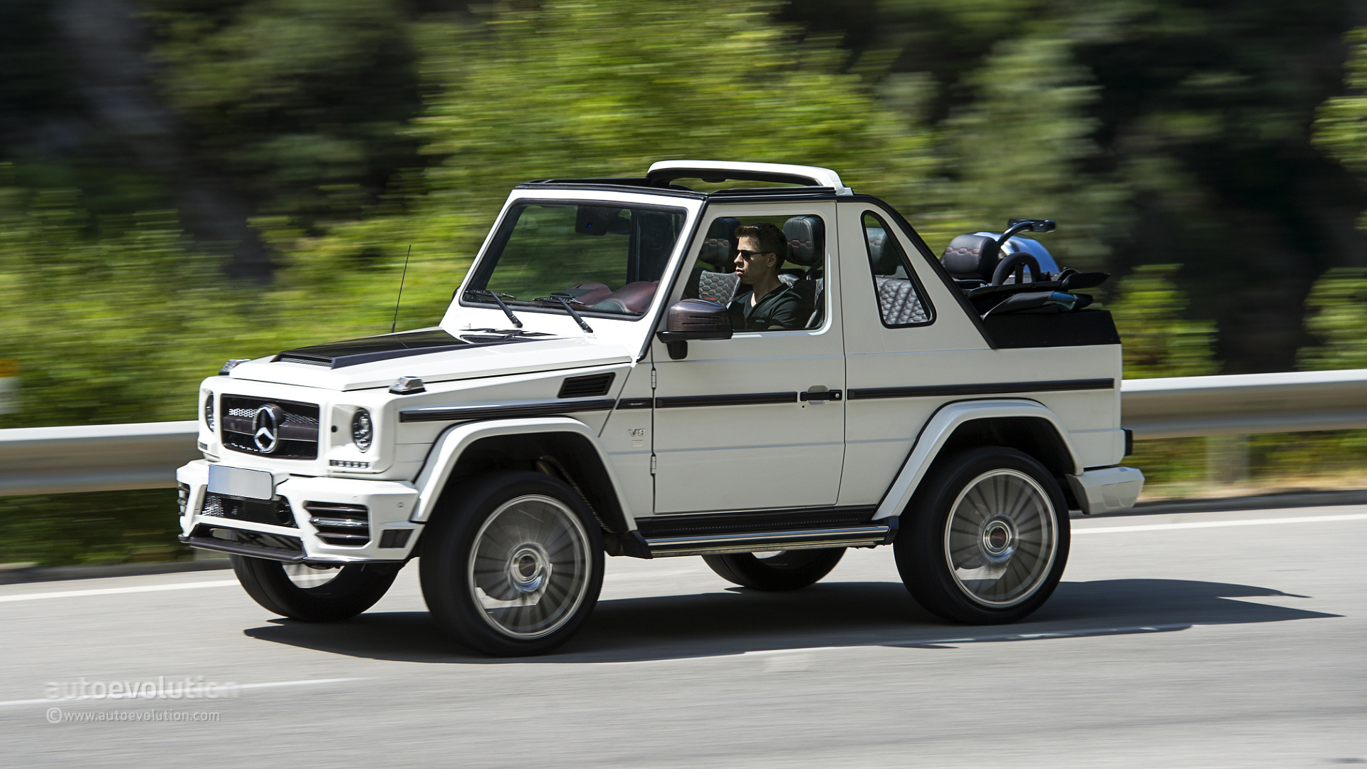 Mercedes Benz G Class V8