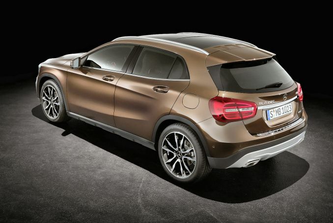 Mercedes Benz Gla 200 D Amg Line Manual