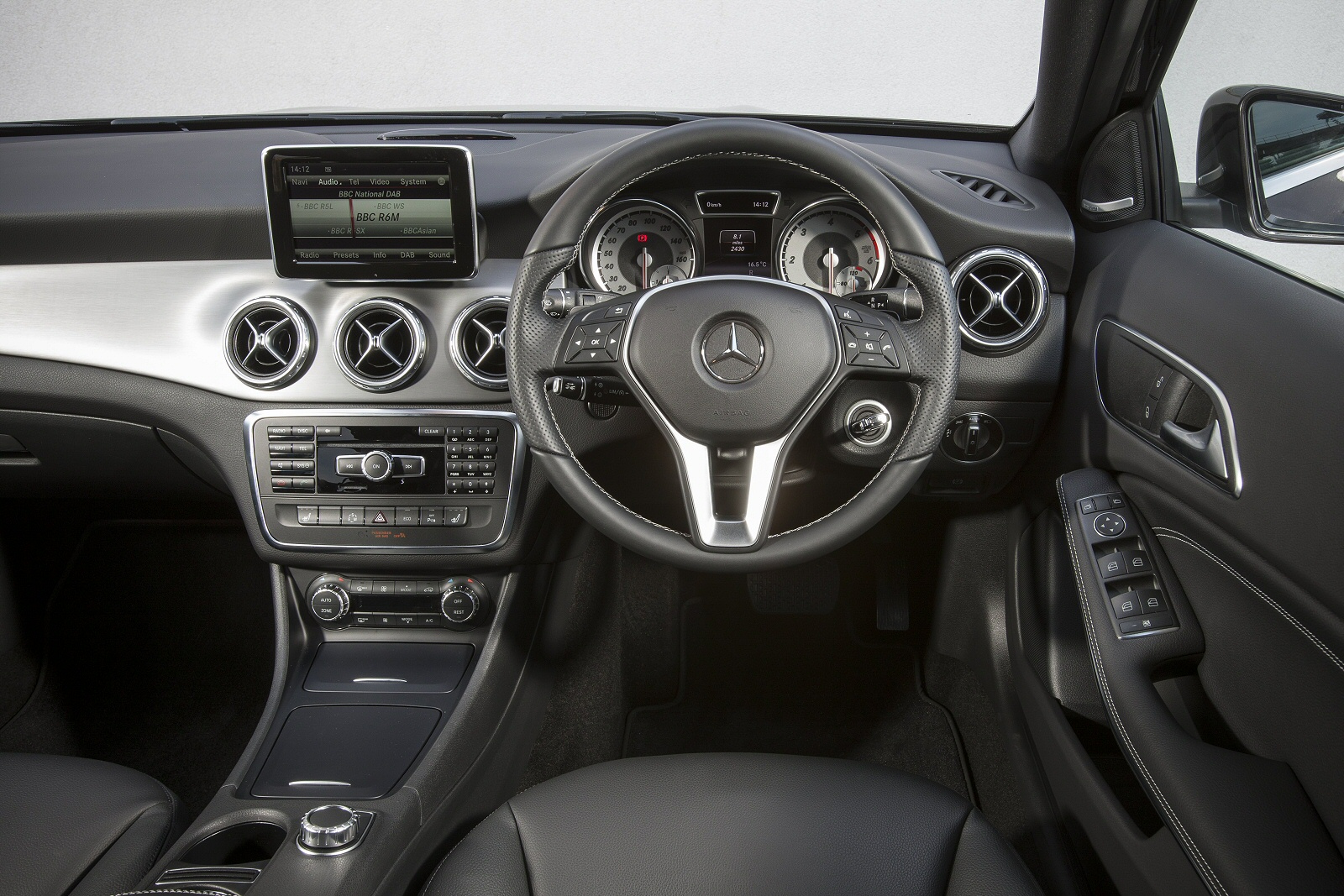 Mercedes Benz Gla 200 D Amg Line Manual Mercedes Benz Gla 200 D Amg Line Manual