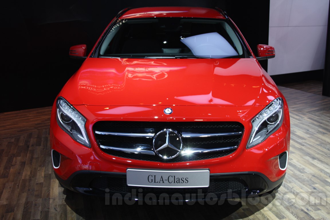 Mercedes Benz Gla 200 Red