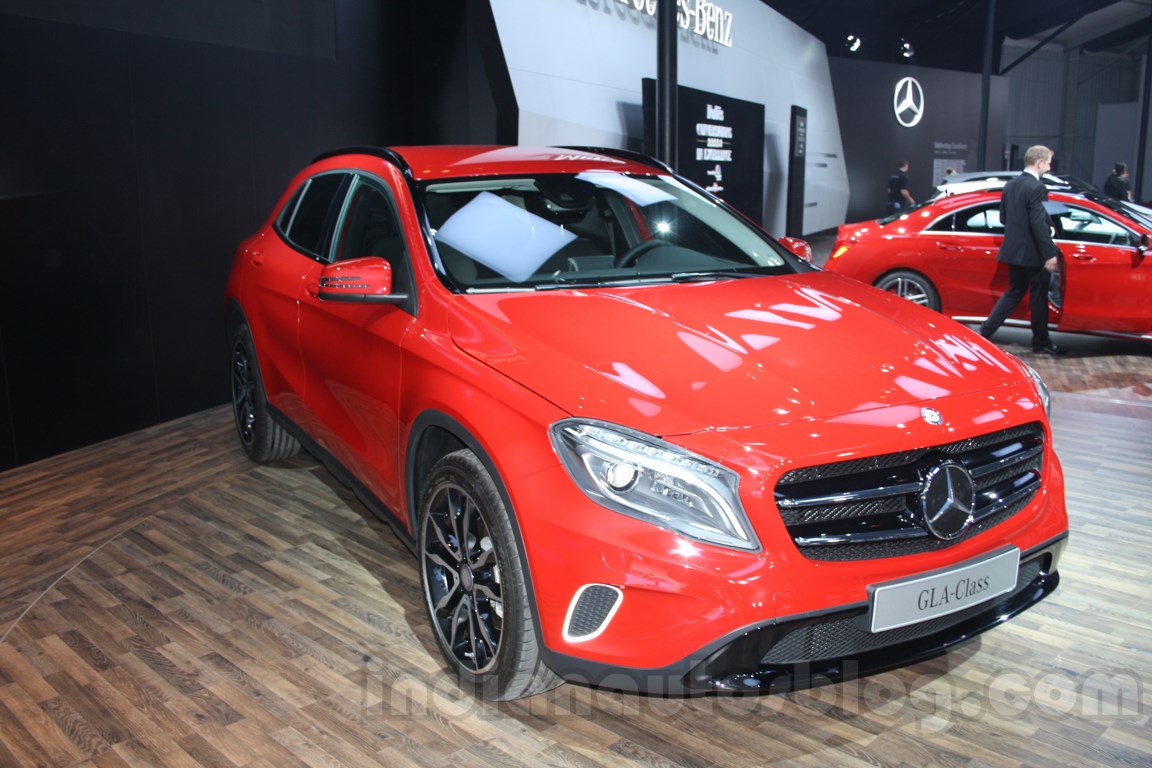 Mercedes Benz Gla 200 Red