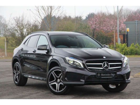Mercedes Benz Gla Black