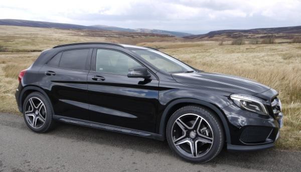 Mercedes Benz Gla Black