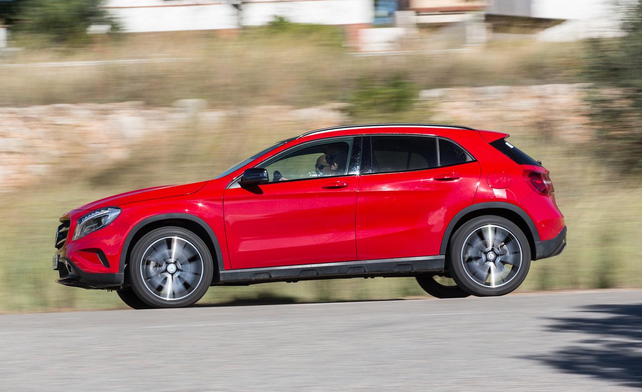 Mercedes Benz Gla Red