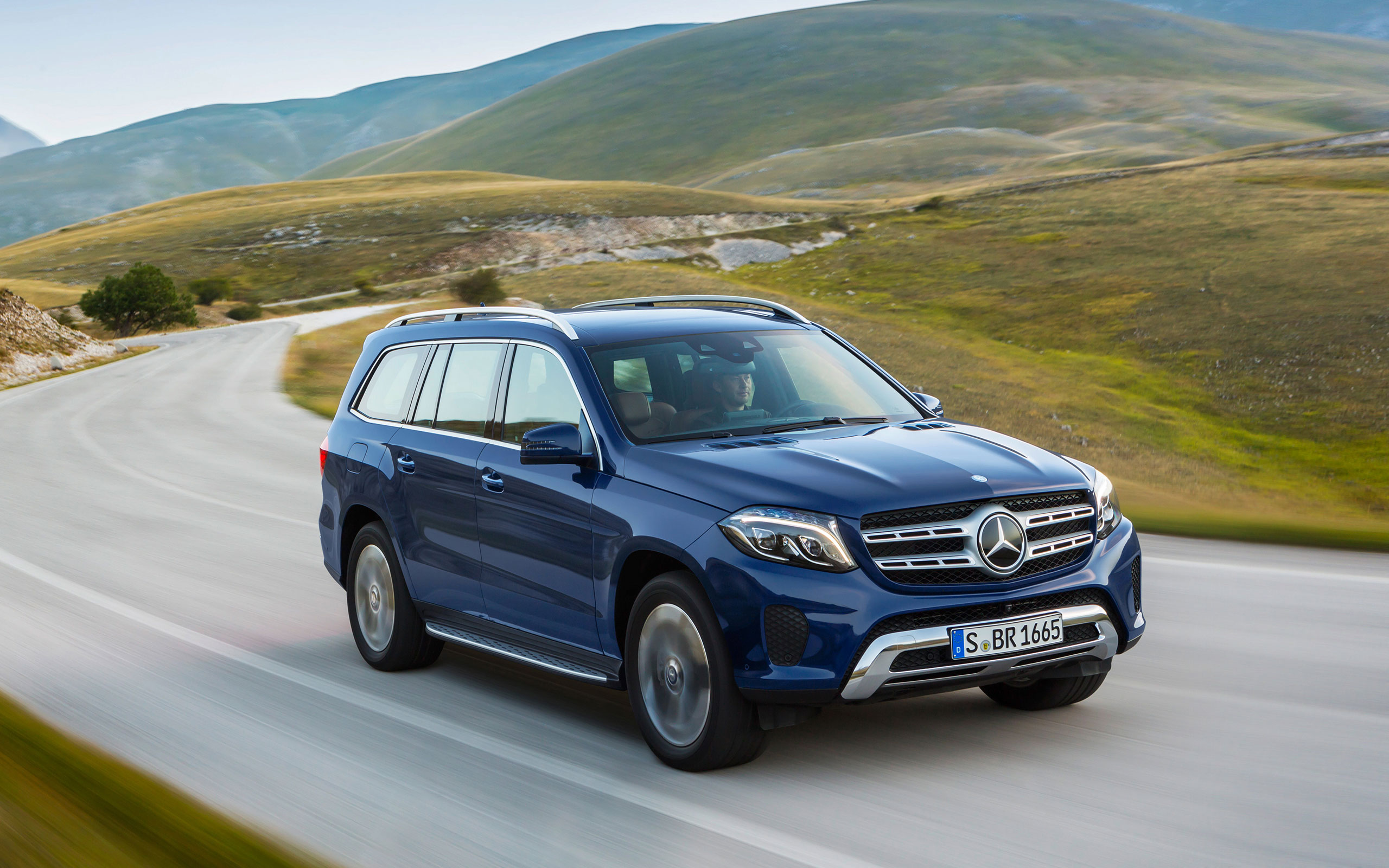 Mercedes Benz Gls Suv 2017