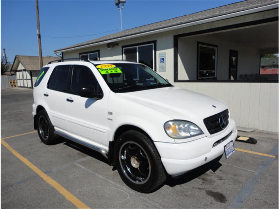 Mercedes Benz M Class 1999