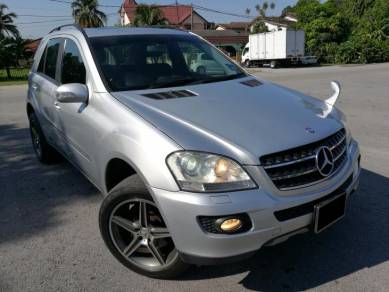 Mercedes Benz M Class 7 Seater