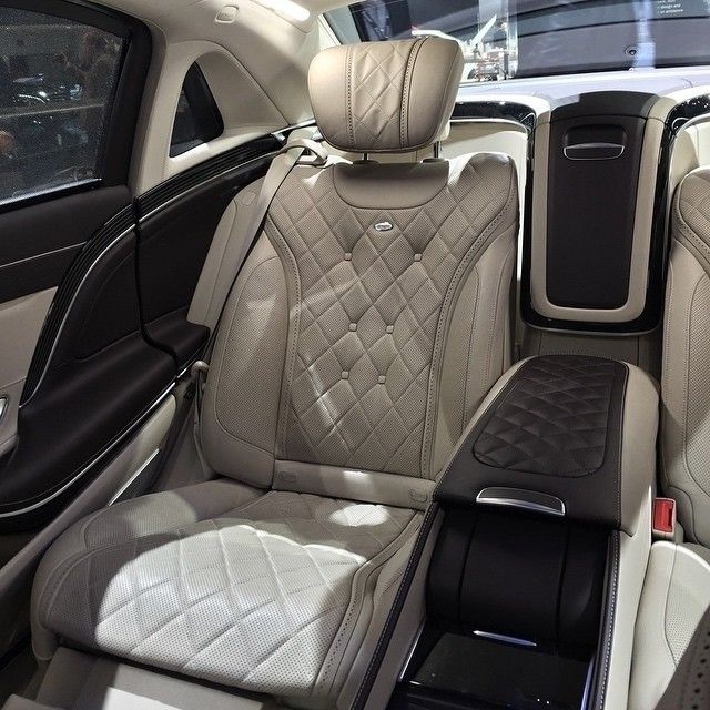 Mercedes Benz Maybach Jeep