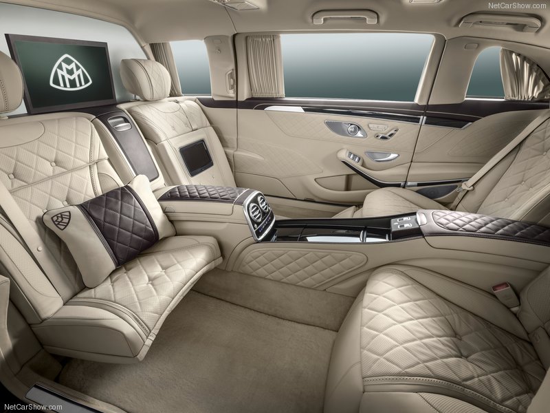 Mercedes Benz Maybach Limousine
