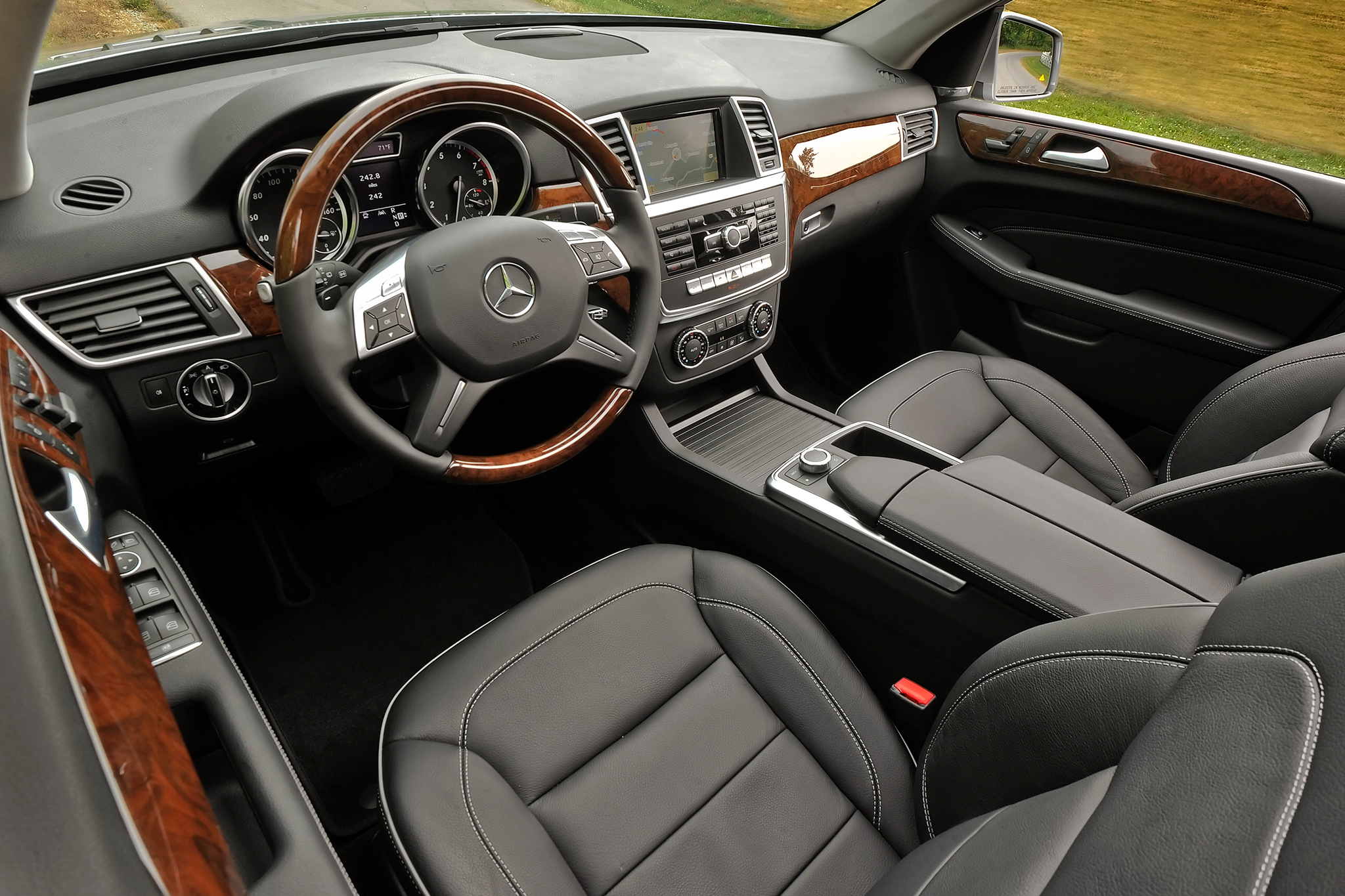 Mercedes Benz ML 2014