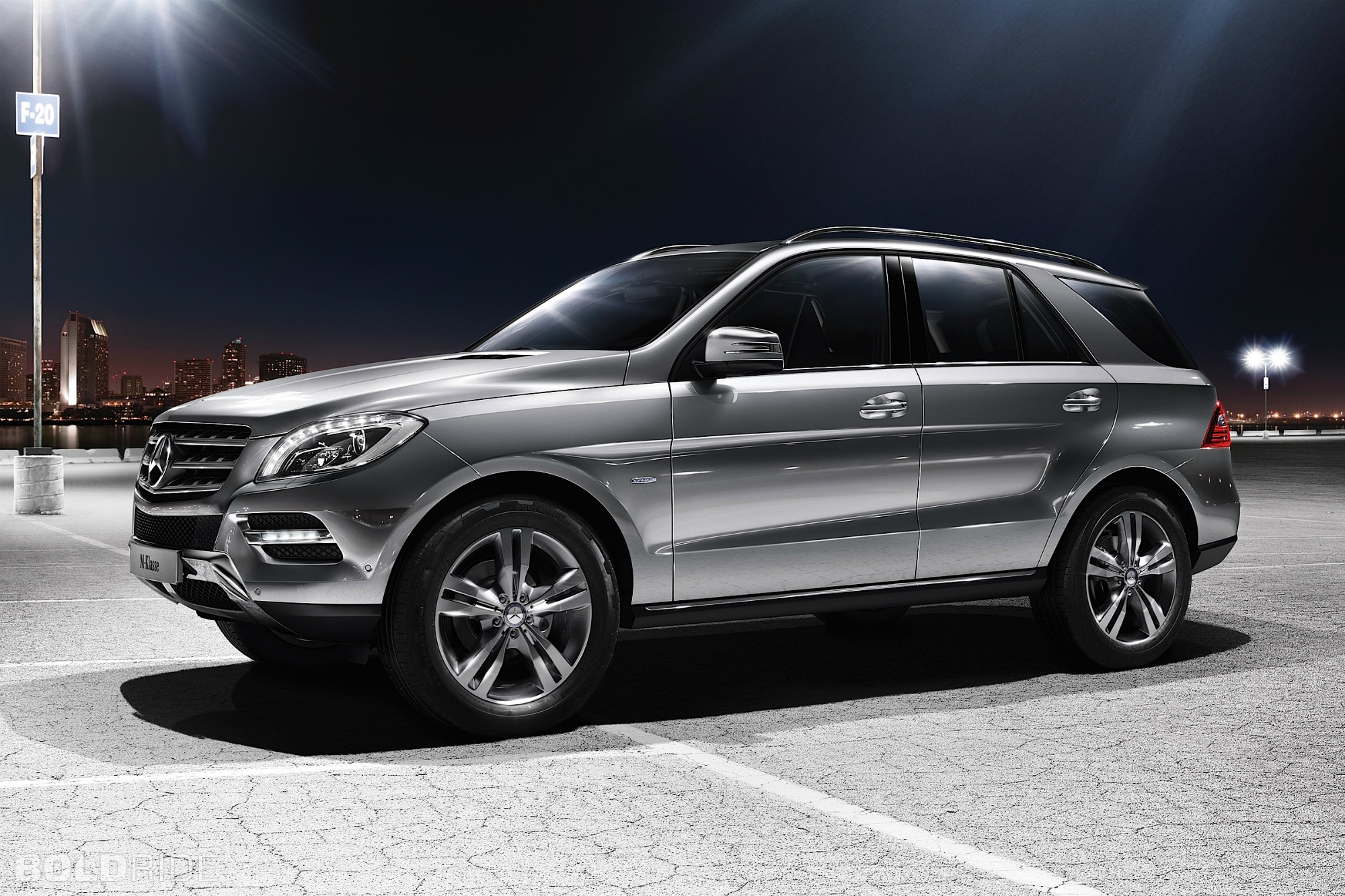 Mercedes Benz ML 500