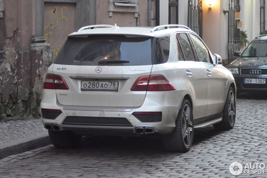 Mercedes Benz ML 63 Amg 2016