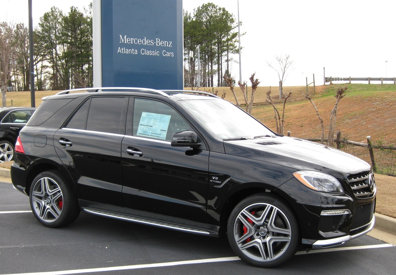 Mercedes Benz ML Black