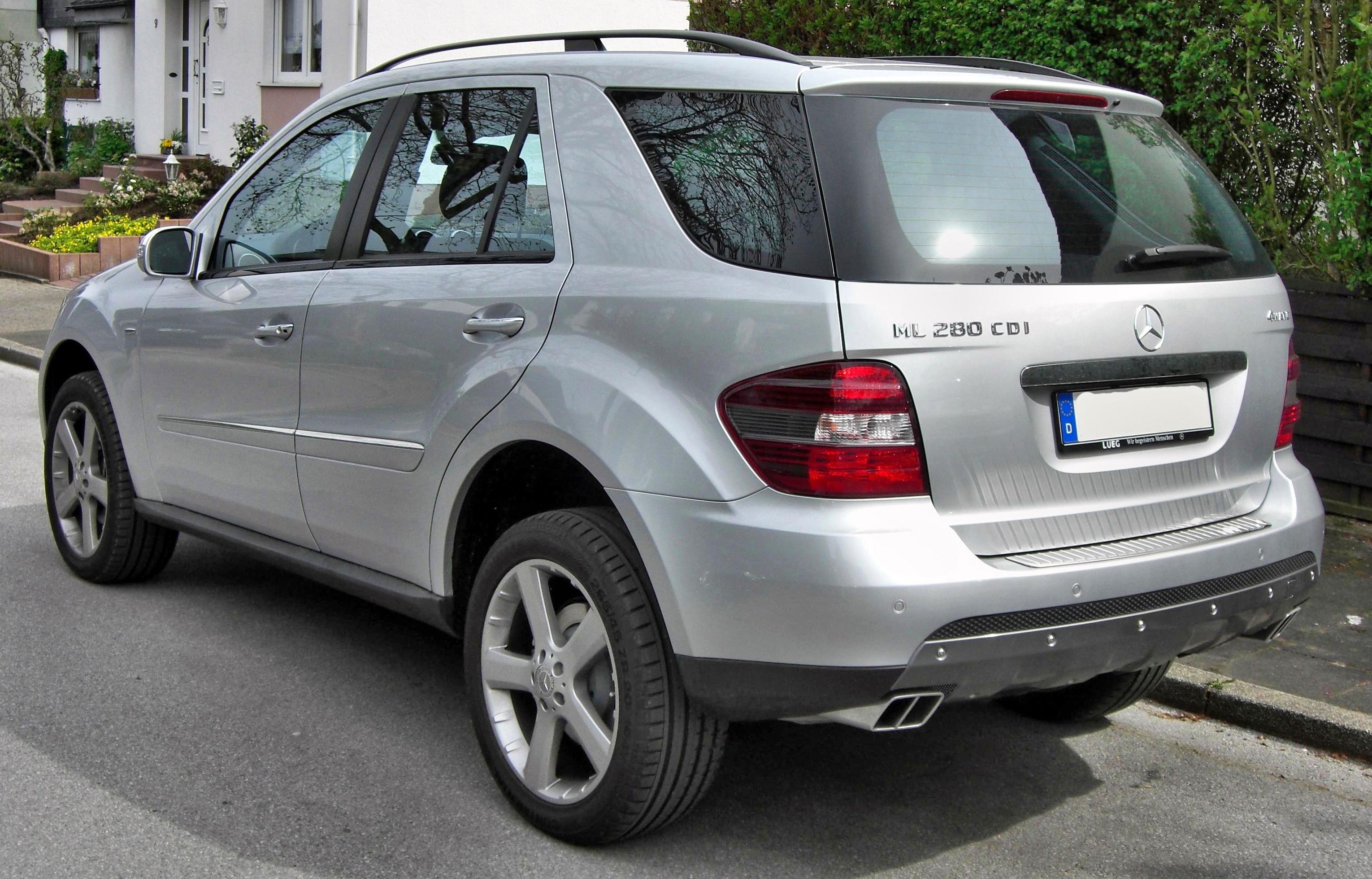Mercedes Benz ML Edition 10 Mercedes Benz ML Edition 10