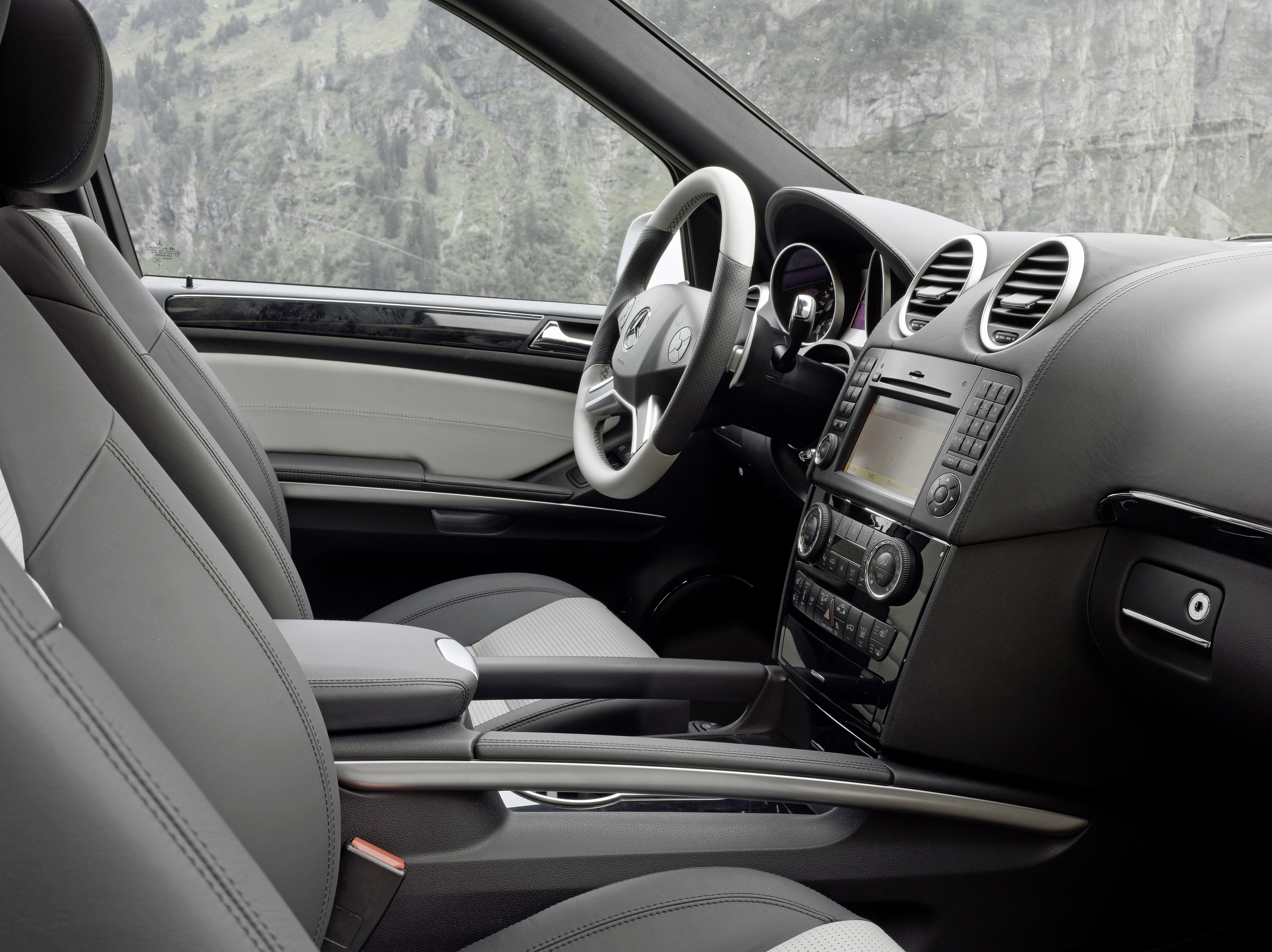 Mercedes Benz ML W164