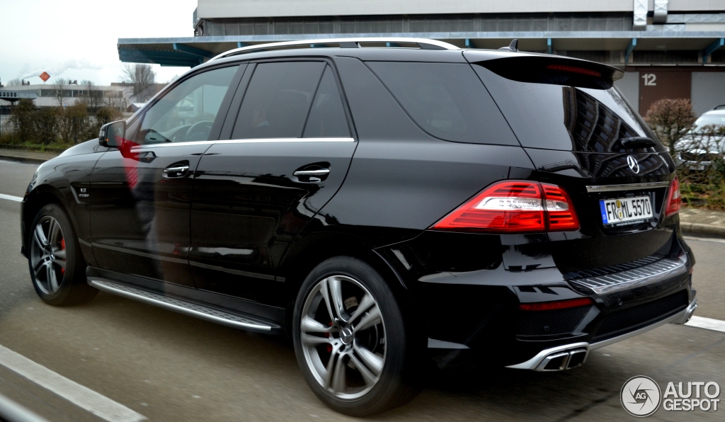 Mercedes Benz ML W166