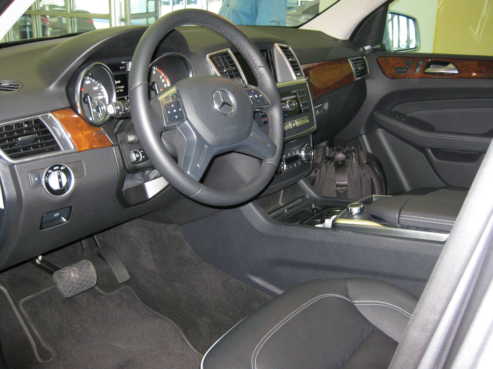 Mercedes Benz ML350 4matic 2010