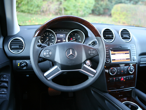 Mercedes Benz ML550