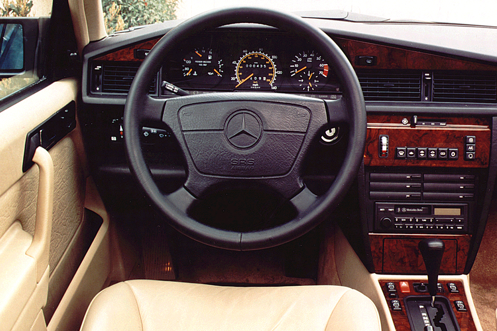 Mercedes Benz 190