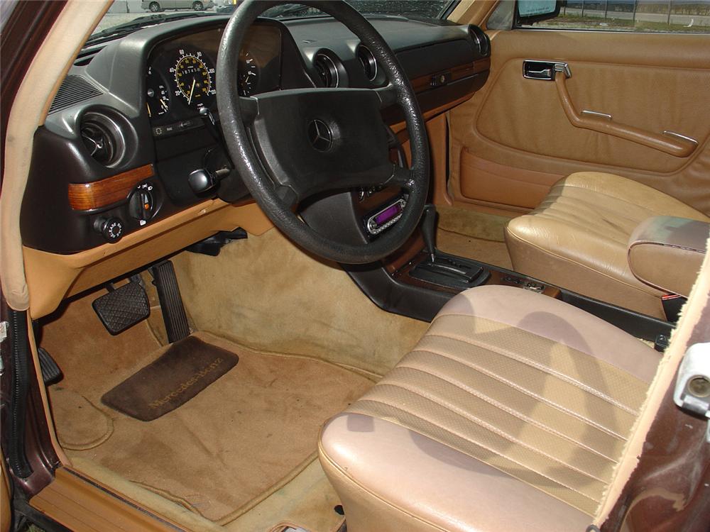 Mercedes Benz 300d