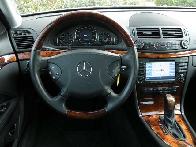 Mercedes Benz 320