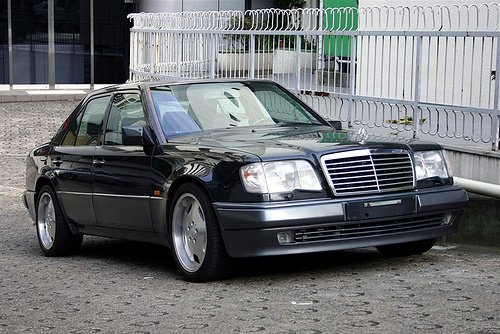 Mercedes Benz 500