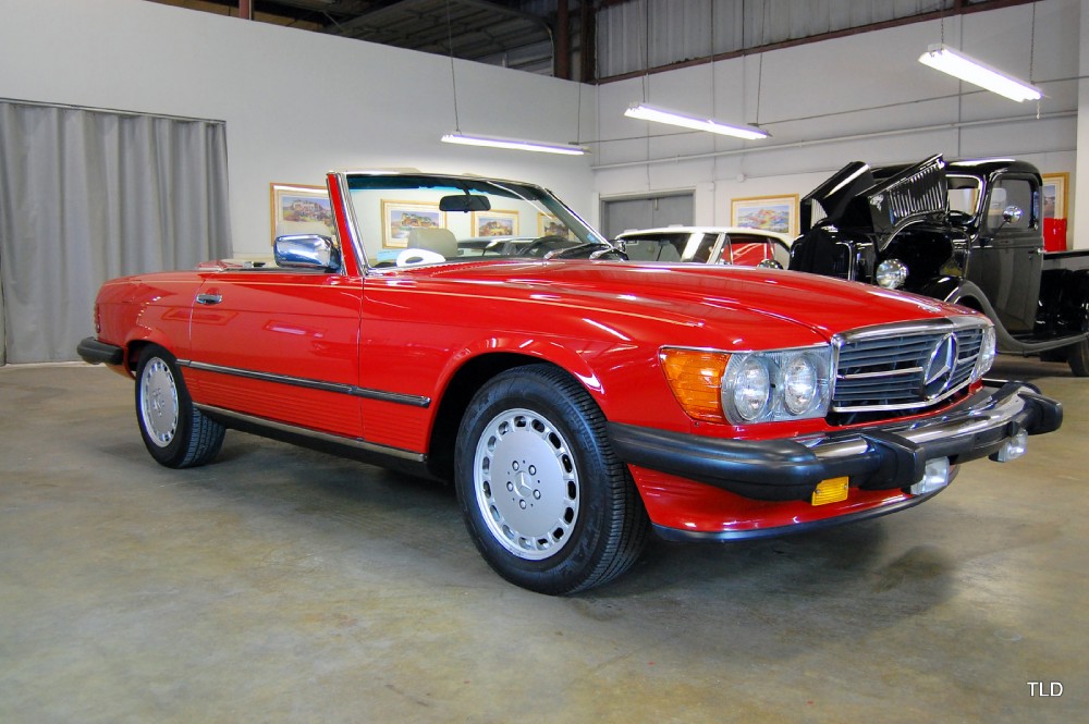 Mercedes Benz 560sl