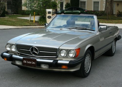 Mercedes Benz 560sl