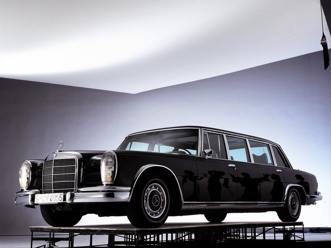 Mercedes Benz 600