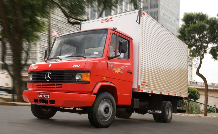 Mercedes Benz 710