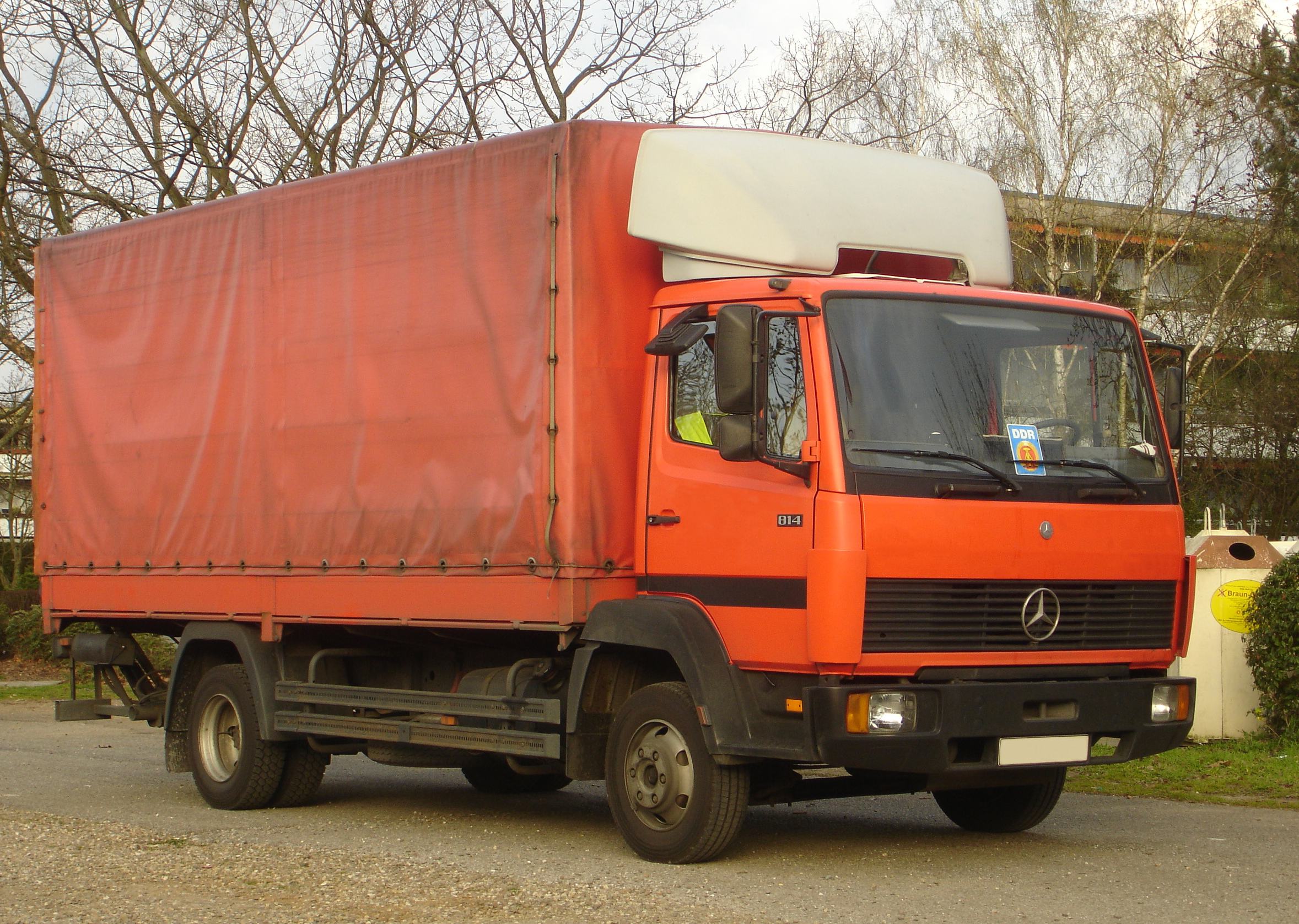 Mercedes Benz 814