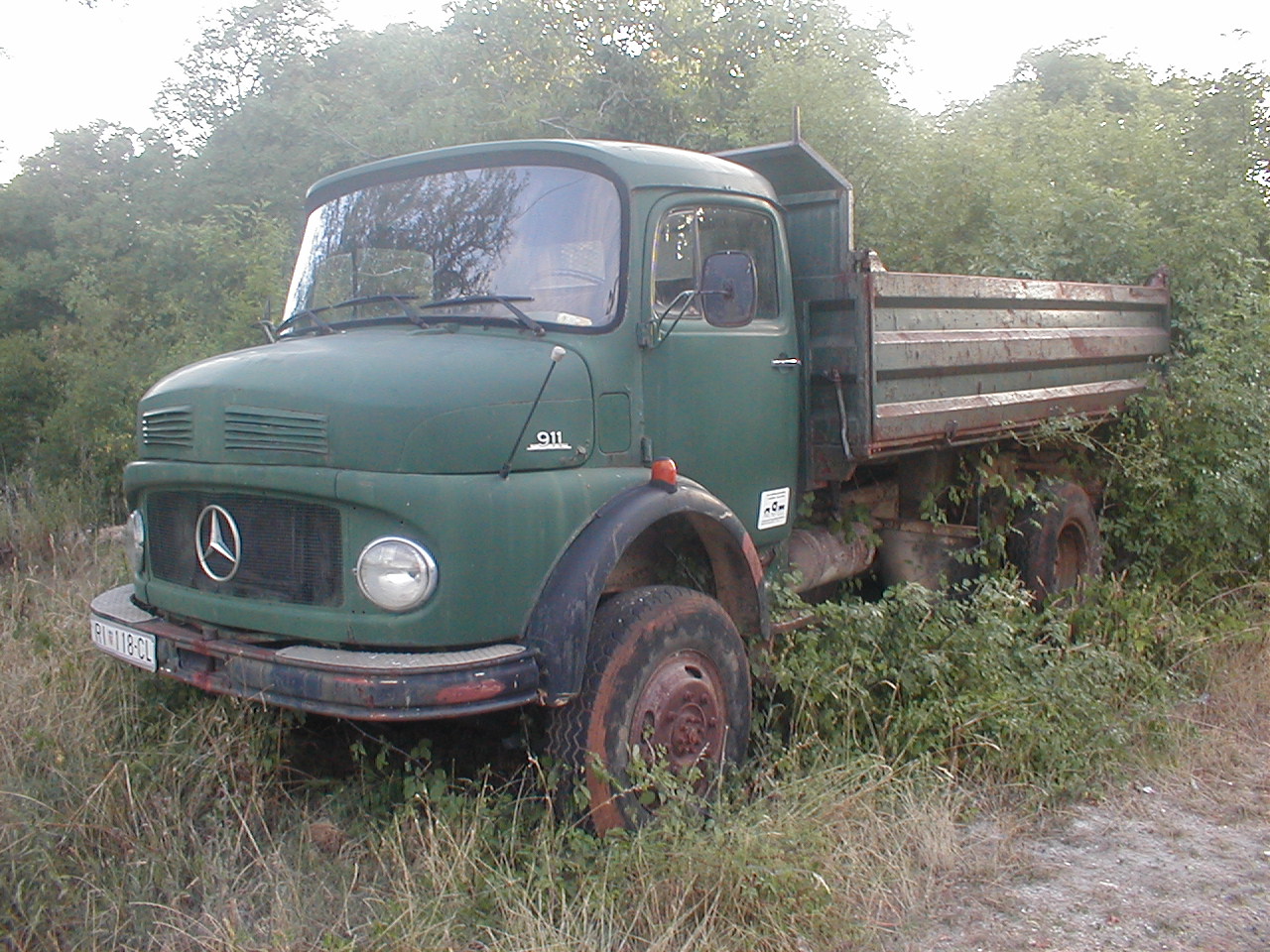 Mercedes Benz 911