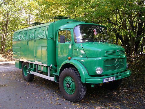 Mercedes Benz 911