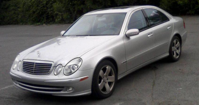 Mercedes Benz E320