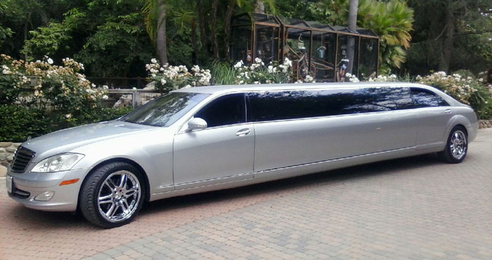 Mercedes Benz Limousine