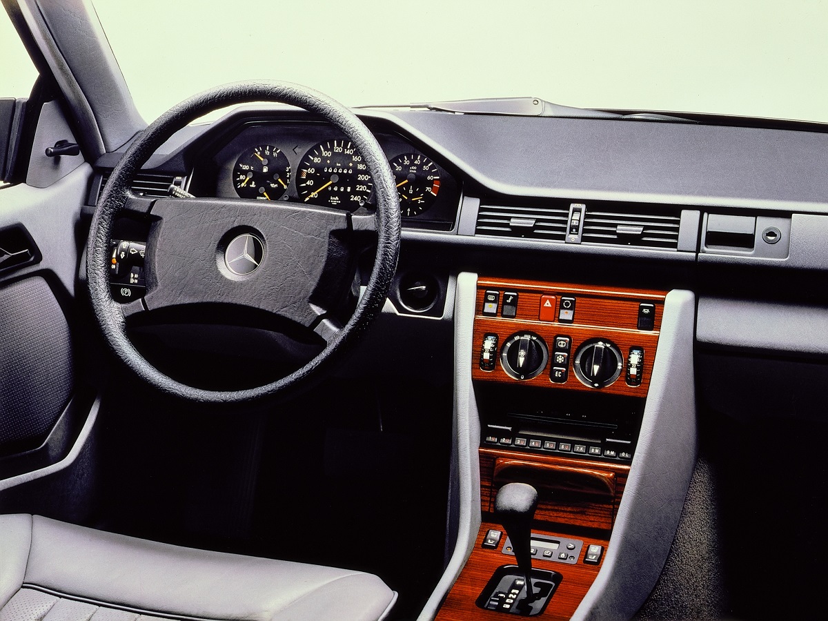 Mercedes Benz W124