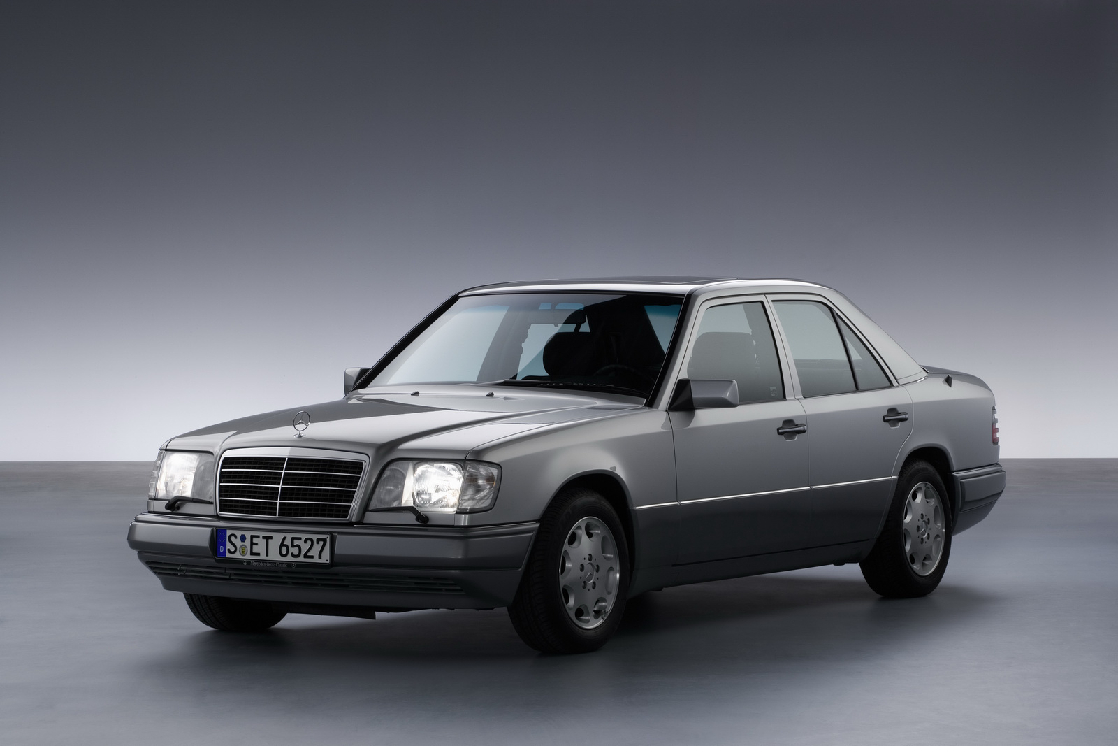 Mercedes Benz W124