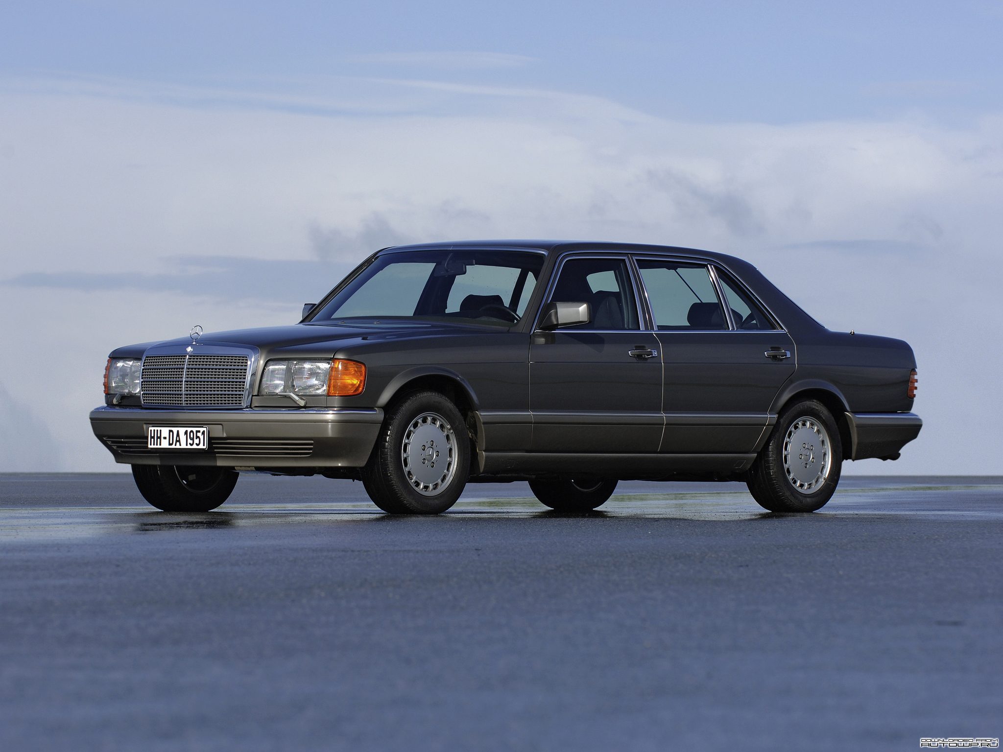 Mercedes Benz W126