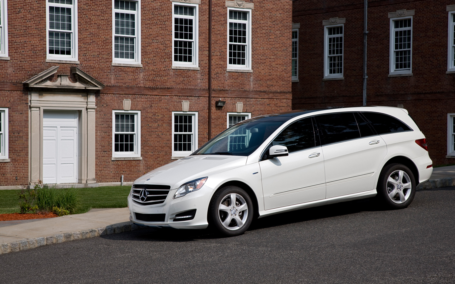Mercedes Benz R Class 2012