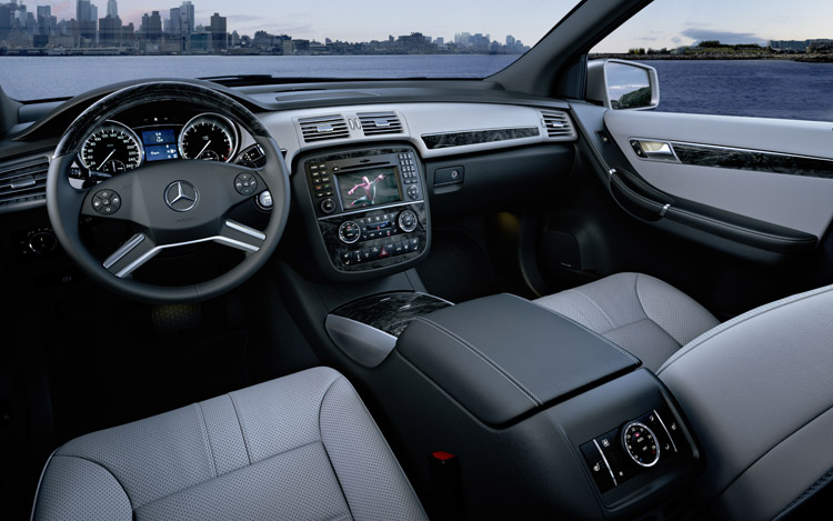 Mercedes Benz R Class 2017