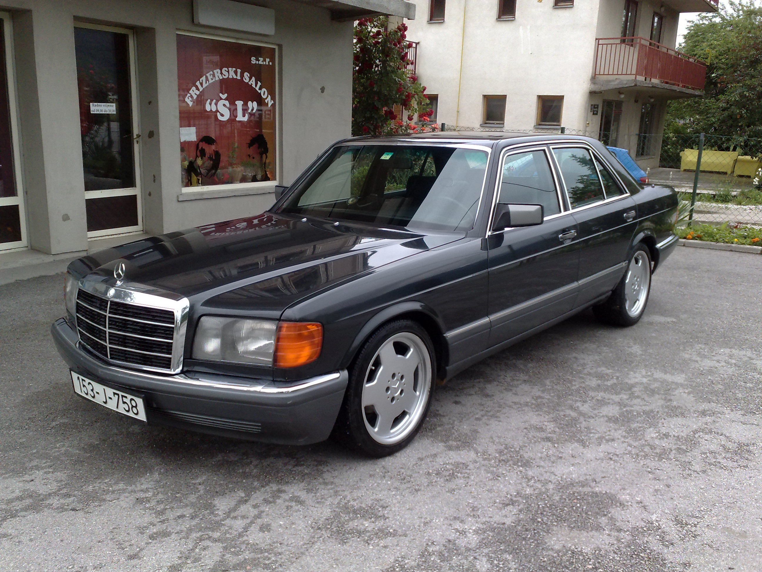 Mercedes Benz S Class 1990