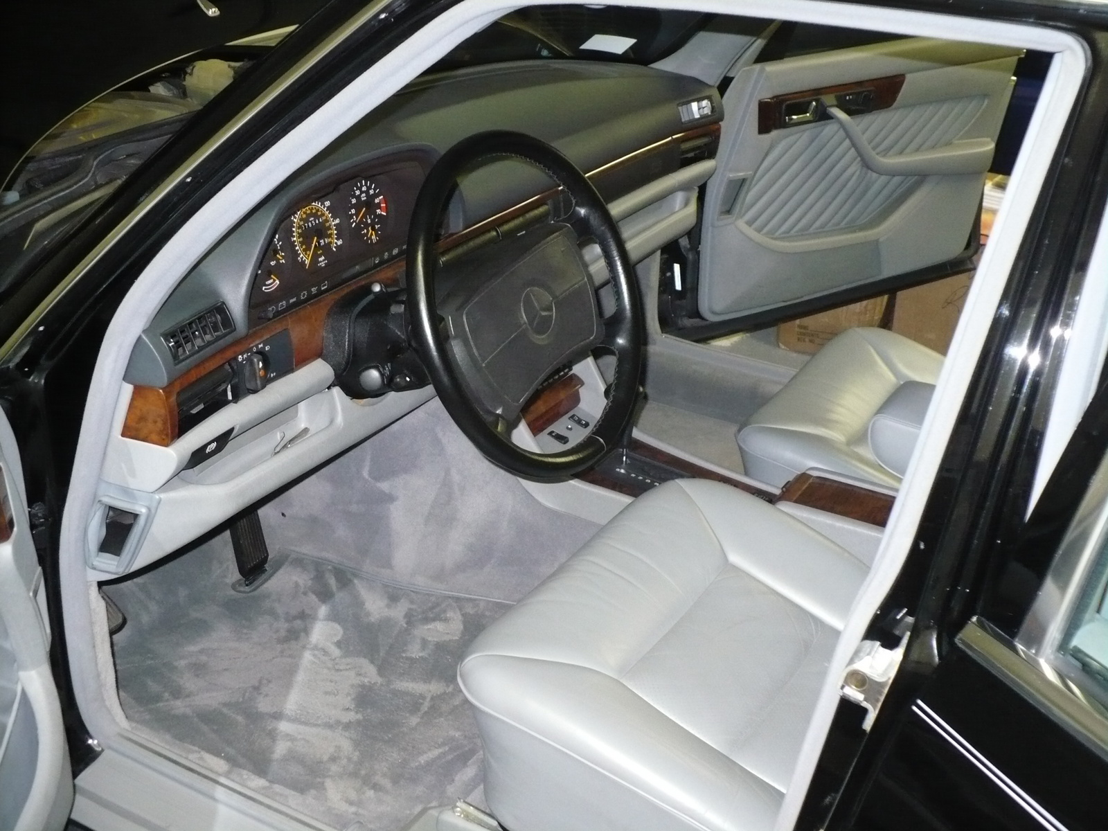 Mercedes Benz S Class 1990
